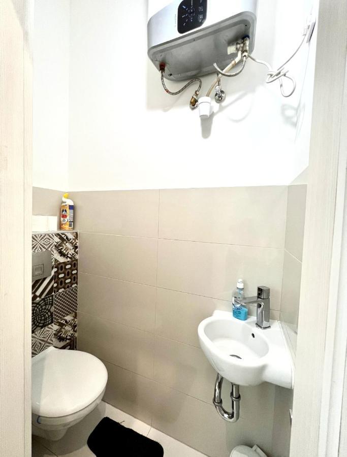 Wonderful Design Apartment In The City Centre Budapest Eksteriør billede