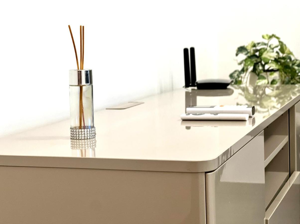 Wonderful Design Apartment In The City Centre Budapest Eksteriør billede
